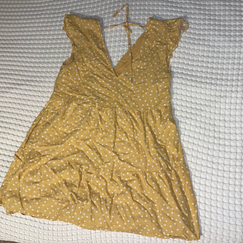 yellow pokadot dress!